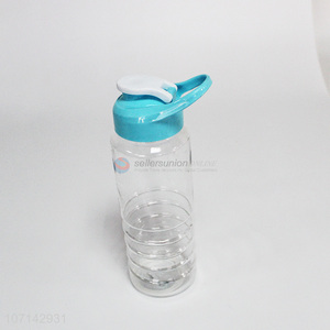 Latest style portable reusable plastic water bottle fashion sports bottle