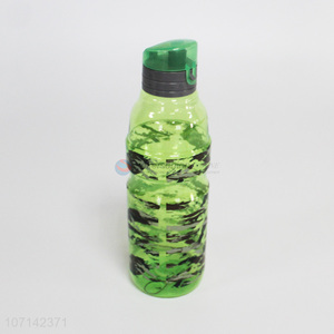 Latest arrival camouflage leakproof plastic water bottle fashion sports bottle