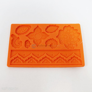 Wholesale kitchen tools food grade silicone cake baking mold