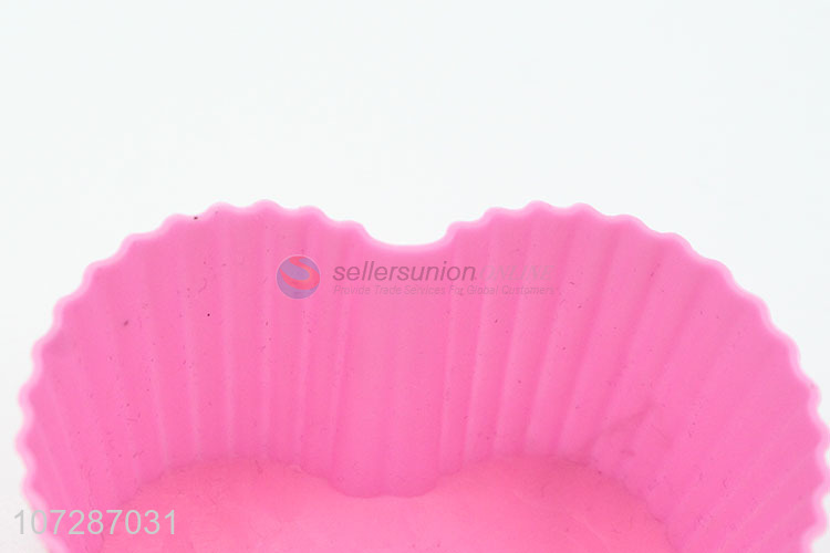 Latest design food grade heart shape silicone cake mold