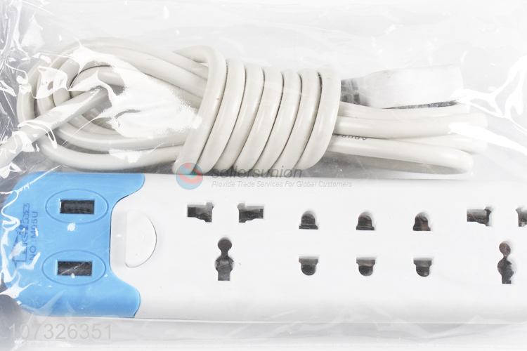 Bottom price 2 pin 3 pin electrical switch socket with 2 usb ports