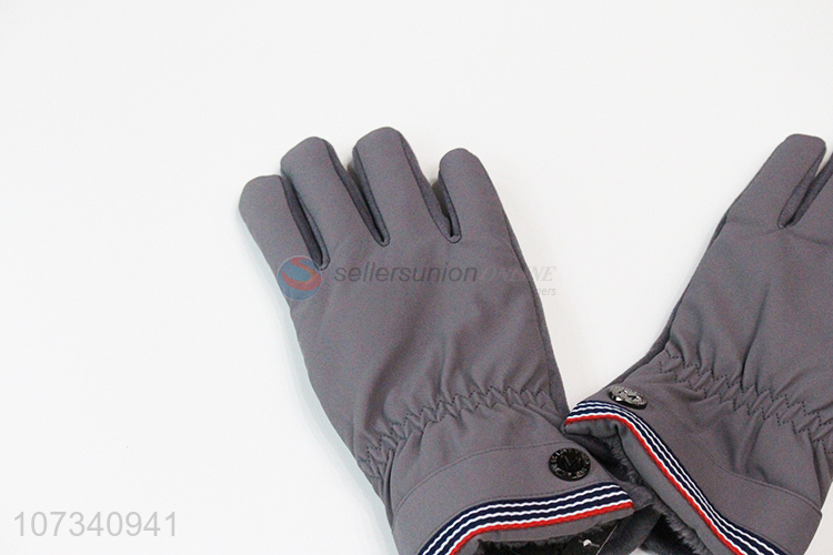 China supplier winter windproof anti-skid sports gloves for men