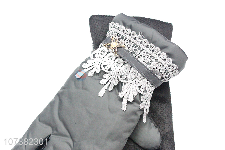 Unique Design Winter Warm Full Finger Gloves Women Golves