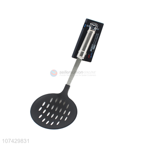 Hot selling kitchen supplies nylon slotted ladle with metal handle