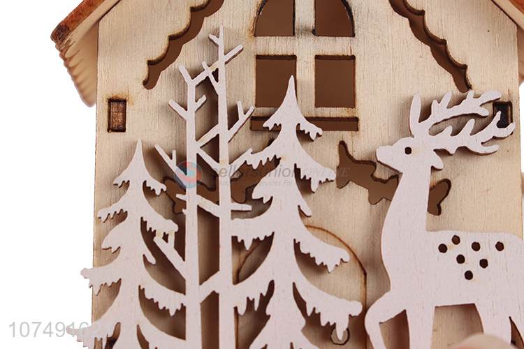 Wholesale Christmas Decoration Craft Wooden House Led Light Christmas Tree Pendant