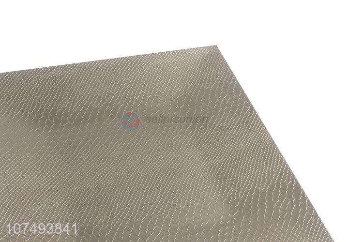 Suitable price alligator skin plastic breakfast plate fruit plate