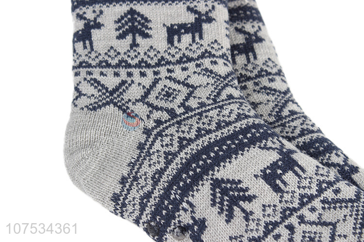 Hot selling mwn winter knitted jacquard floor socks