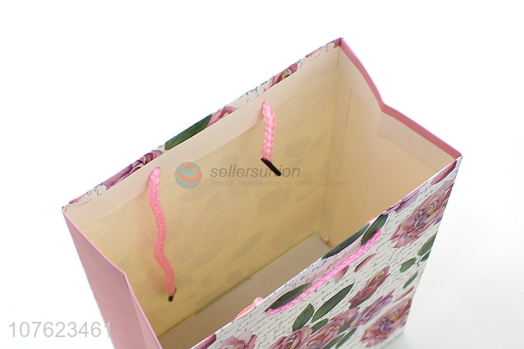 Custom Beautiful Flower Pattern Color Printing Paper Gift Bag