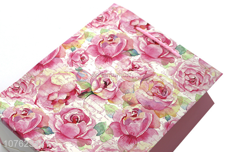 Hot Sale Portable Flower Pattern Paper Gift Bag Popular Present Bag