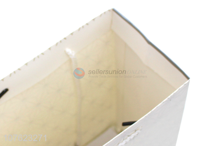 Double Sided Embossed Hot Stamping Paper Gift Bag For Sale