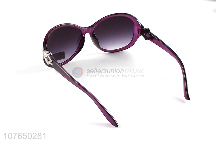 New Products Ladies Sunglasses Fashion Sun Glasses For Holiday