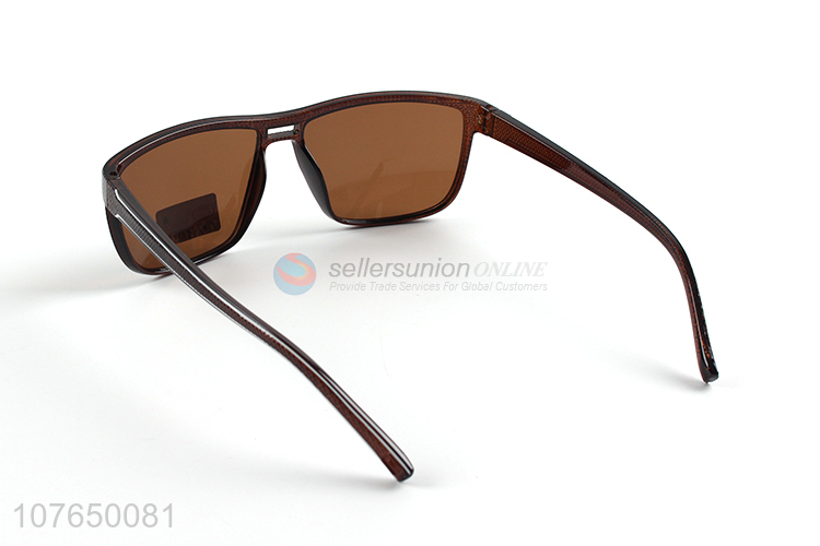 Wholesale Classic Sunglasses For Travel And Holiday