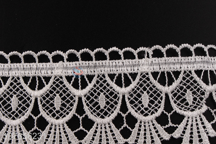 Wholesale white flower knit flat soft lace ribbon for dress