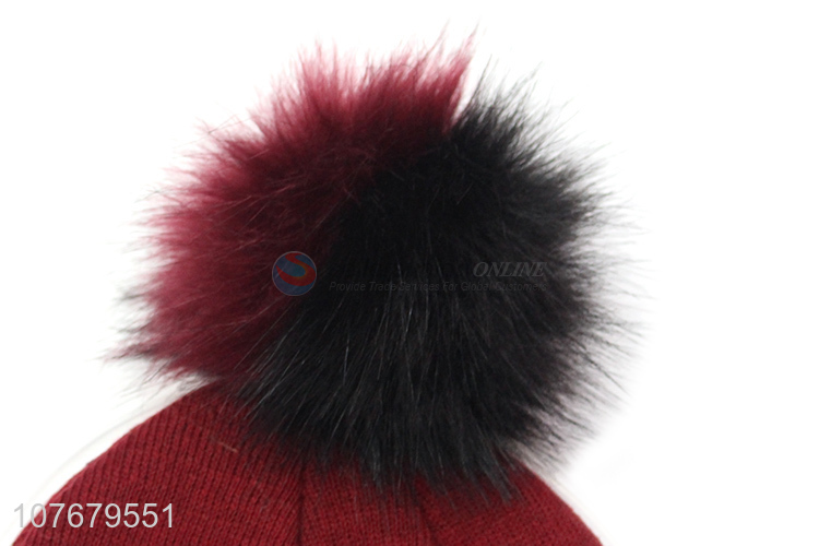 Cute Design Fur Ball Winter Hat Ladies Knitted Beanie Hat