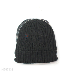 Hot Selling Acrylic Beanie Hat Winter Warm Knitted Hat