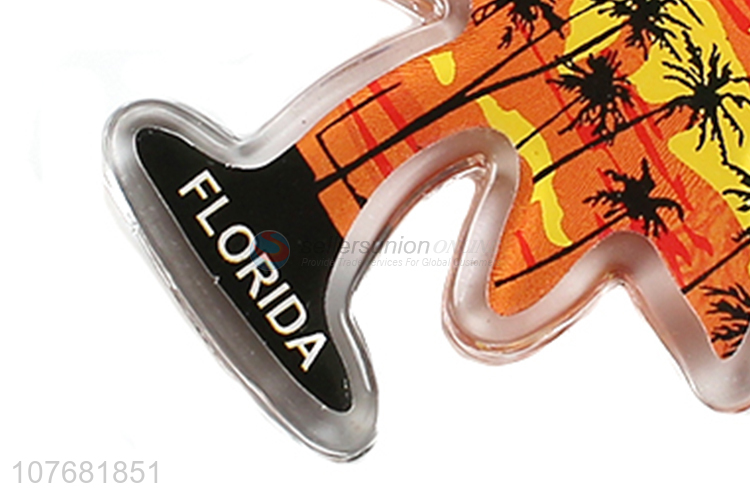 Low price coconut palm key chain acrylic keychain for souvenir