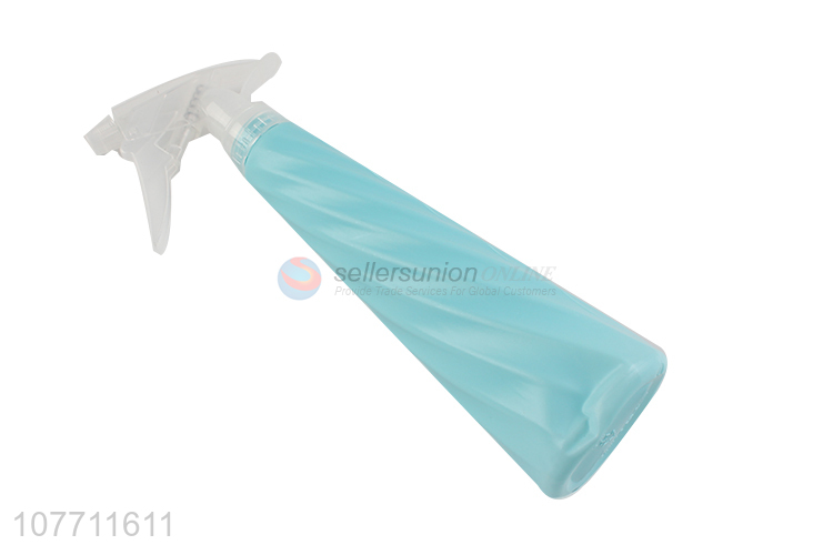 New arrival fashionable garden tools plastic spray bottle with trigger
