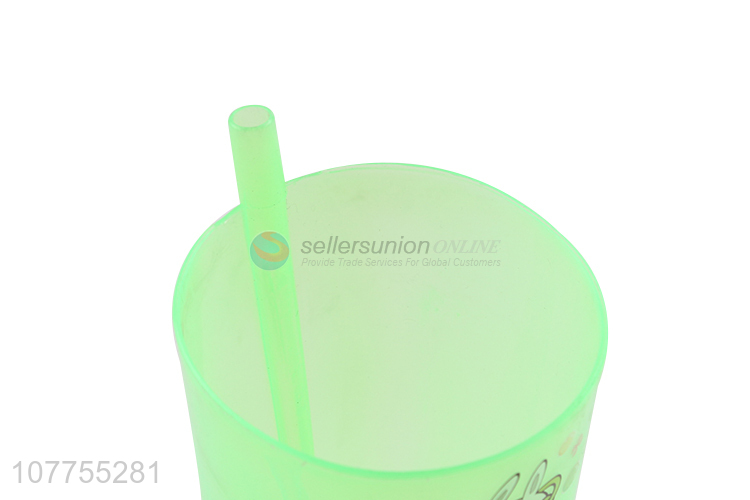 Good Price Cartoon Pattern Plastic Water Cup With Straw