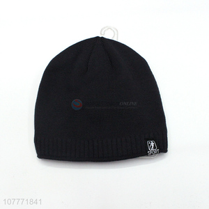 Winter simple pure black plus velvet sports cap knitted woolen cap