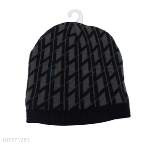 Fashion style men winter knitted hat warm outdoor sports toe cap