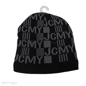 Hot selling velvet thickened sports ear protection knitted woolen hat