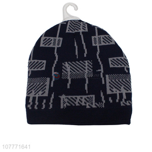 Good quality hedging cap winter knit hat with embroidery for men