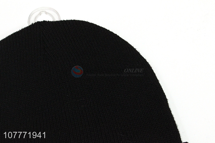 Low price winter knit hat with embroidery hedging cap for men