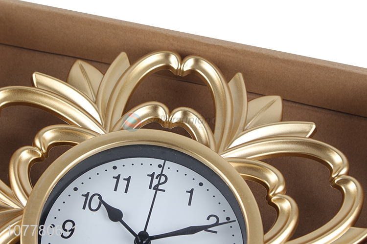 Good quality personalized wall clock for living room and bedroom decor
