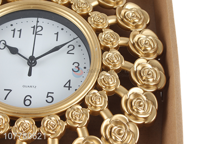 Hot sale imitated metal wall clock fashionable quartz hanging clock