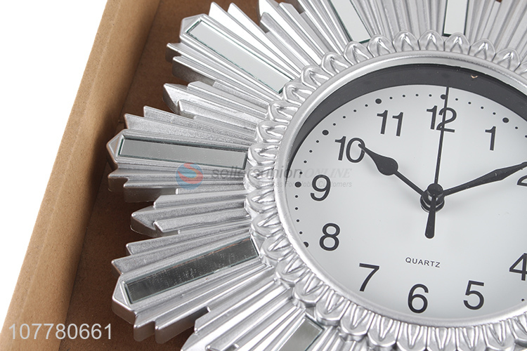 Best selling high-end plastic wall clock hanging clock for vestibule decor