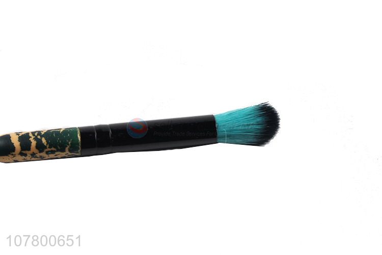 New products free sample cosmetic makeup brush nose shadow brush