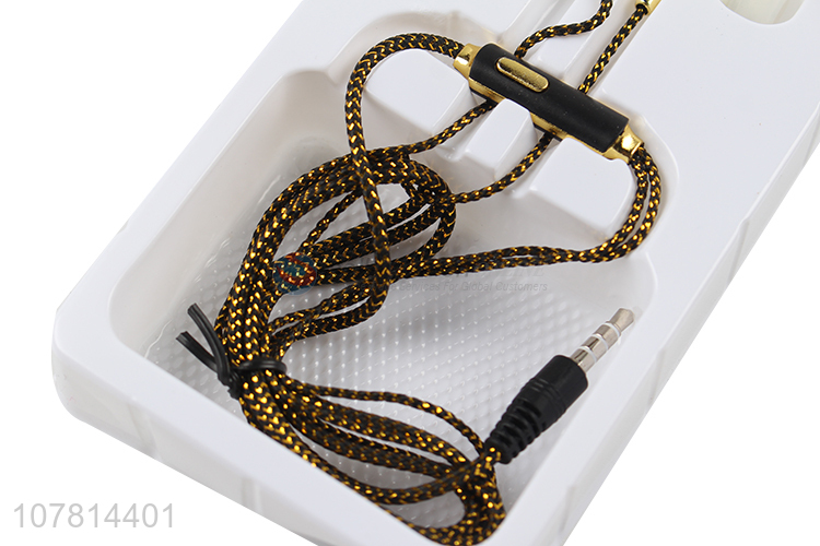 Wholesale golden earphones mobile phone universal in-ear earphones