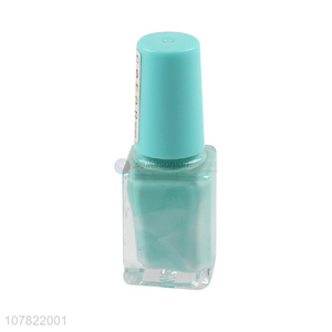 China supplier blue color odourless nail polish