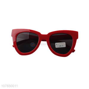 Wholesale Plastic Red Frame Glasses Fashion Sunglasses