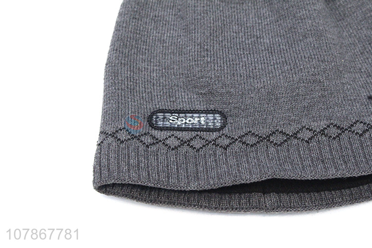 Low price wholesale gray melon leather hat winter cold-proof knitted hat