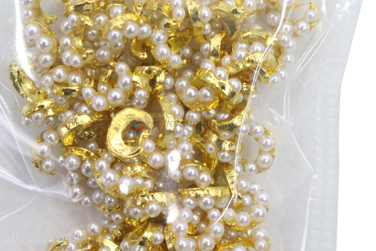 Hot Selling Golden Letter C Nail Sticker Rhinestone Nail Art Accessories