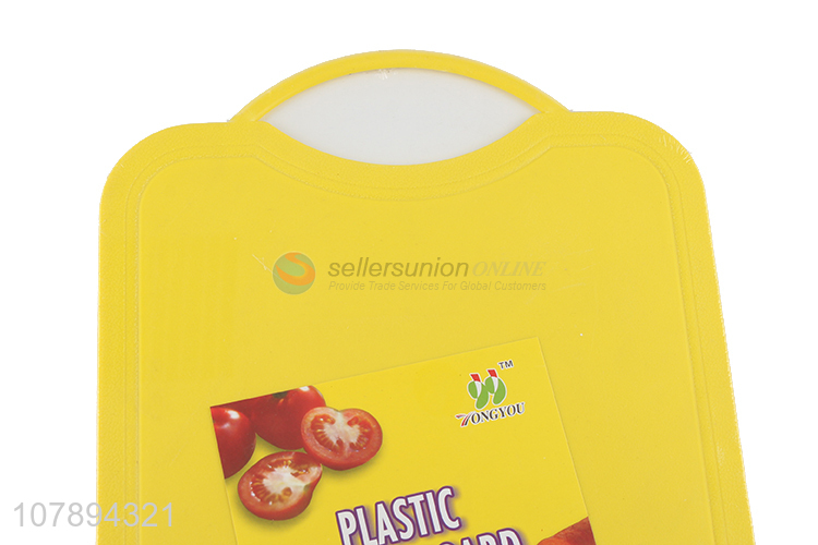 Wholesale Fashion Kitchenware Plastic Cutting Board