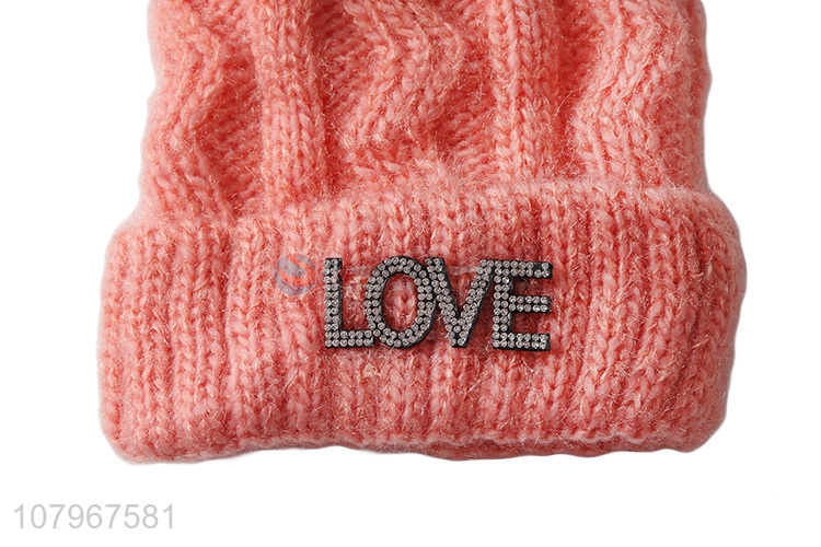 Online wholesale fashionable winter warm knitted beanie hat for women girls