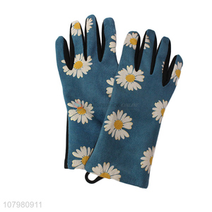 Hot Sale Flower Pattern Winter Warm Gloves For Women