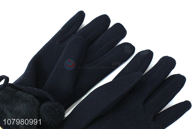 Popular Comfortable Winter Warm Gloves With Pompon Ball For Women