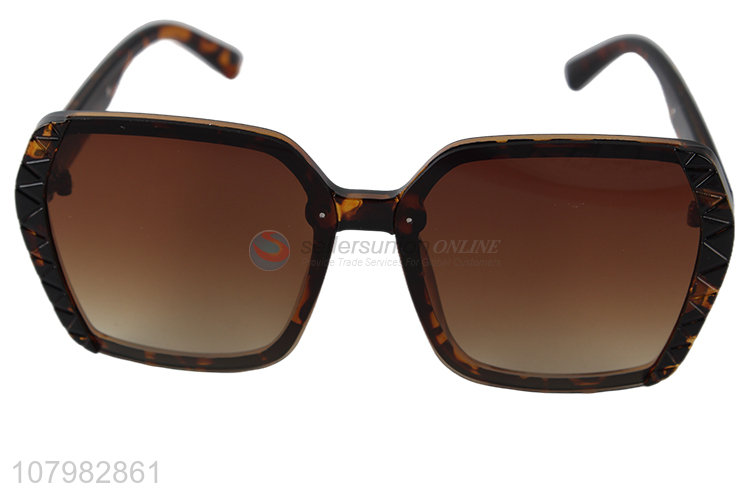 New Arrival Brown Sunglasses Fashion Outdoor Sunglasses For Sale