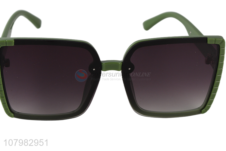 New Style Green Frames Fashion Sunglass Cheap Eyeglasses For Sale