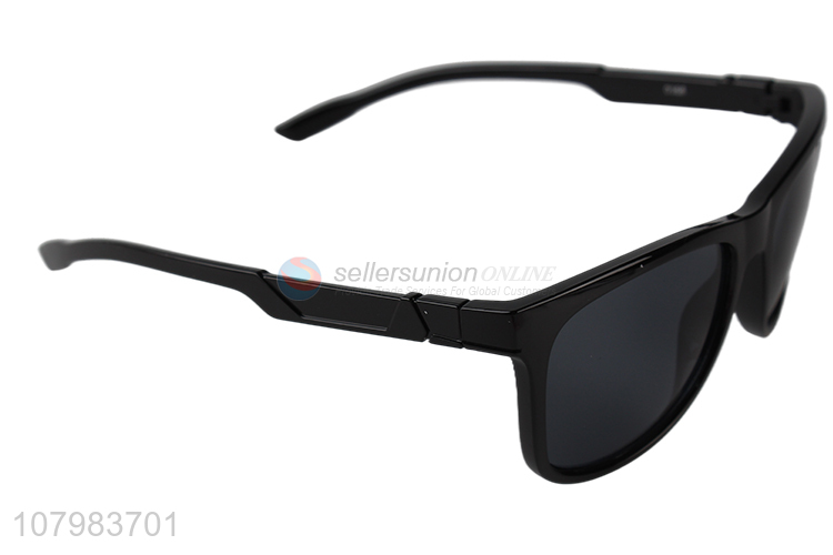 New Design Plastic Sunglass Holiday Leisure Sun Glasses Best Eyewear