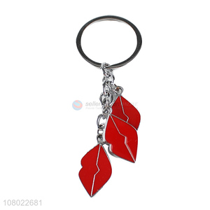 Wholesale fashion lip charms key chain metal enameled keychain keyring