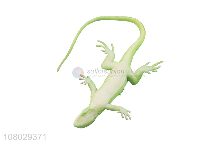 Low price wholesale green lizard party tricky toys