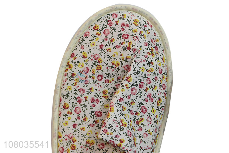 Factory direct sale universal floral slippers hotel slippers