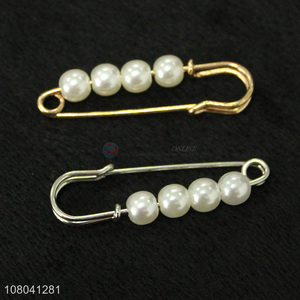 Low price white pearls women brooch lapel pins wholesale