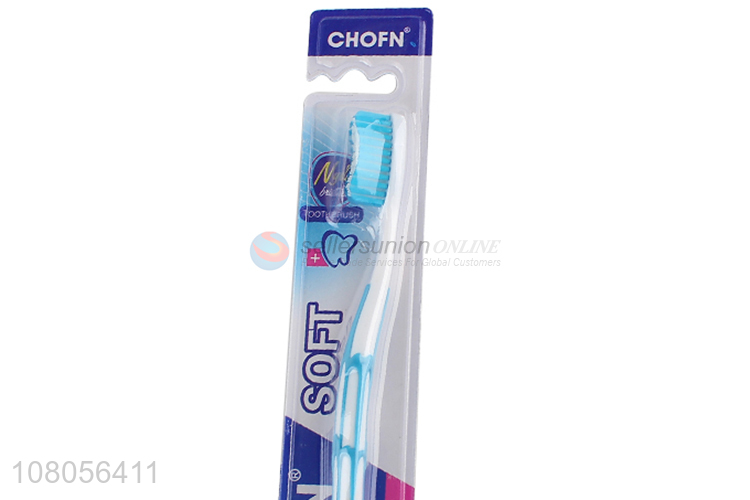 High quality blue plastic portable travel toothbrush