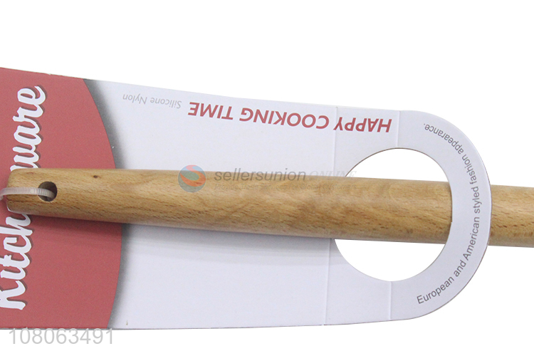 China supplier wooden handle utensils slotted ladle