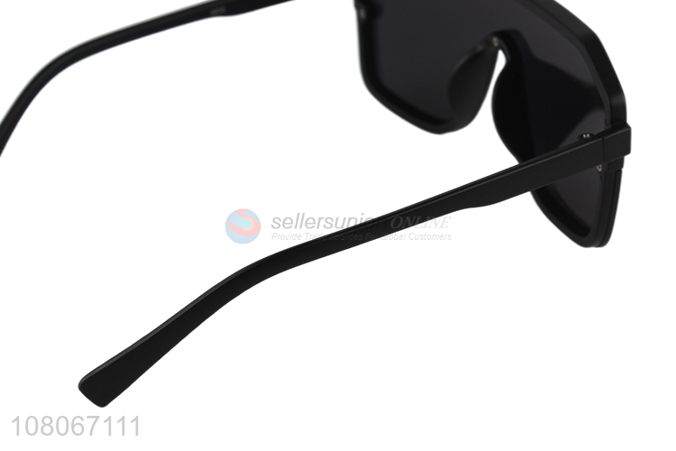 Wholesale oversized trendy men women sunglasses plastic sunglasses